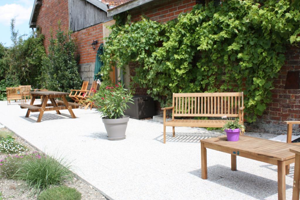 Au Passage Des Grues Bed & Breakfast Drosnay ภายนอก รูปภาพ